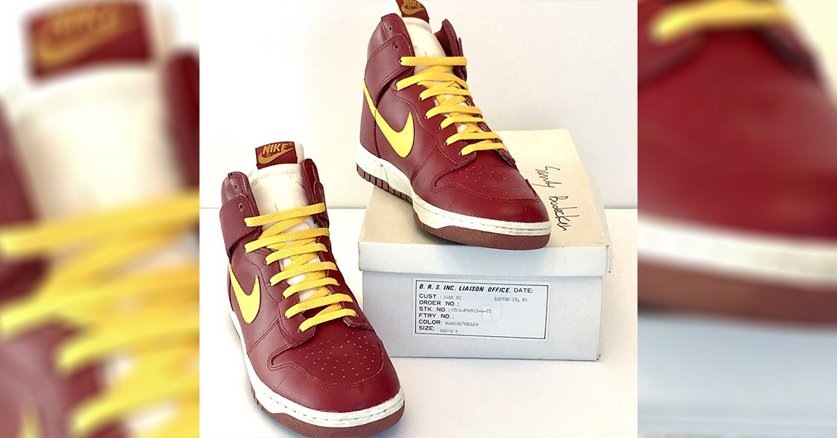 Sandy Bodecker hatte einen eigenen „Be True To Your School“ Nike Dunk High